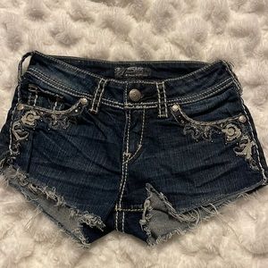 Silver Jean shorts sz 25